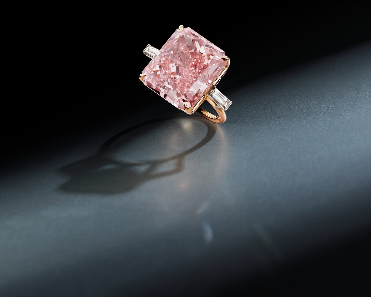 The Geneva Jewels Auction: ONE