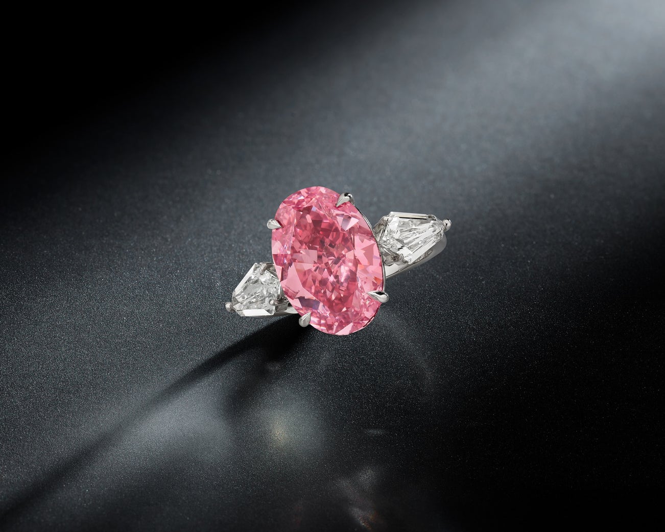 The Geneva Jewels Auction: TWO