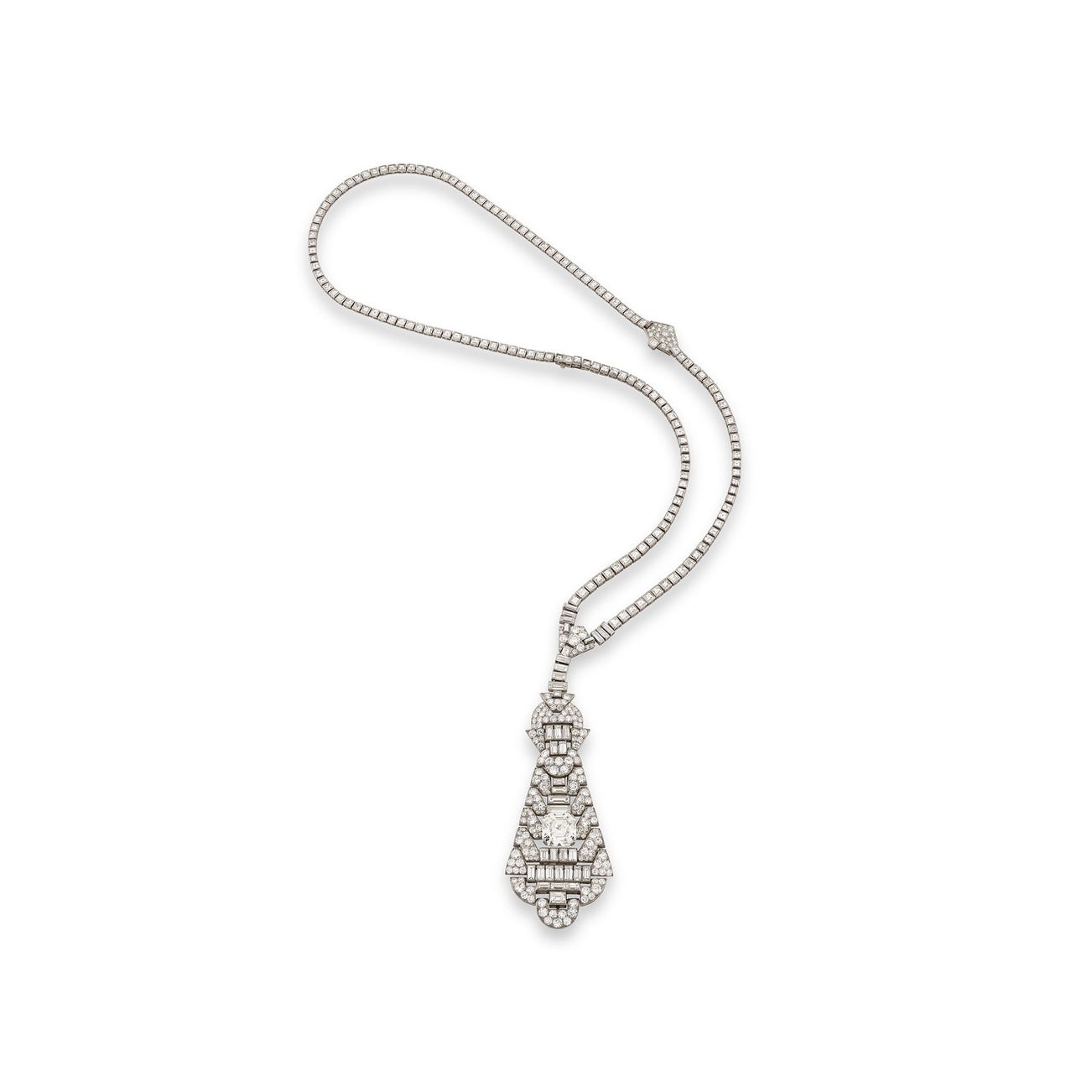 <p><strong>VAN CLEEF &amp; ARPELS</strong> <em>Magnificent Diamond sautoir,</em> 1920s</p>
