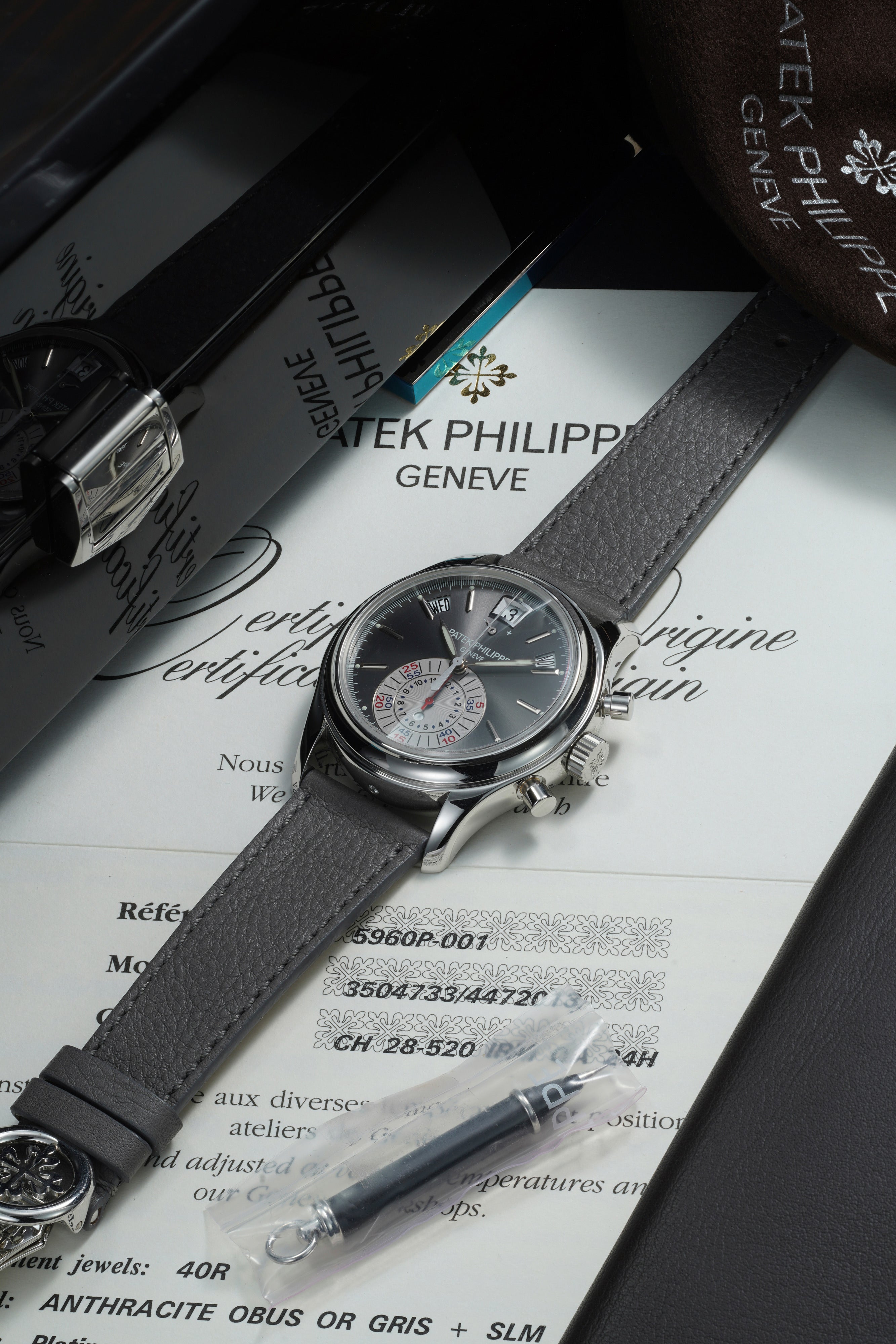 Patek Philippe Phillips Watches Online Auction: The Geneva