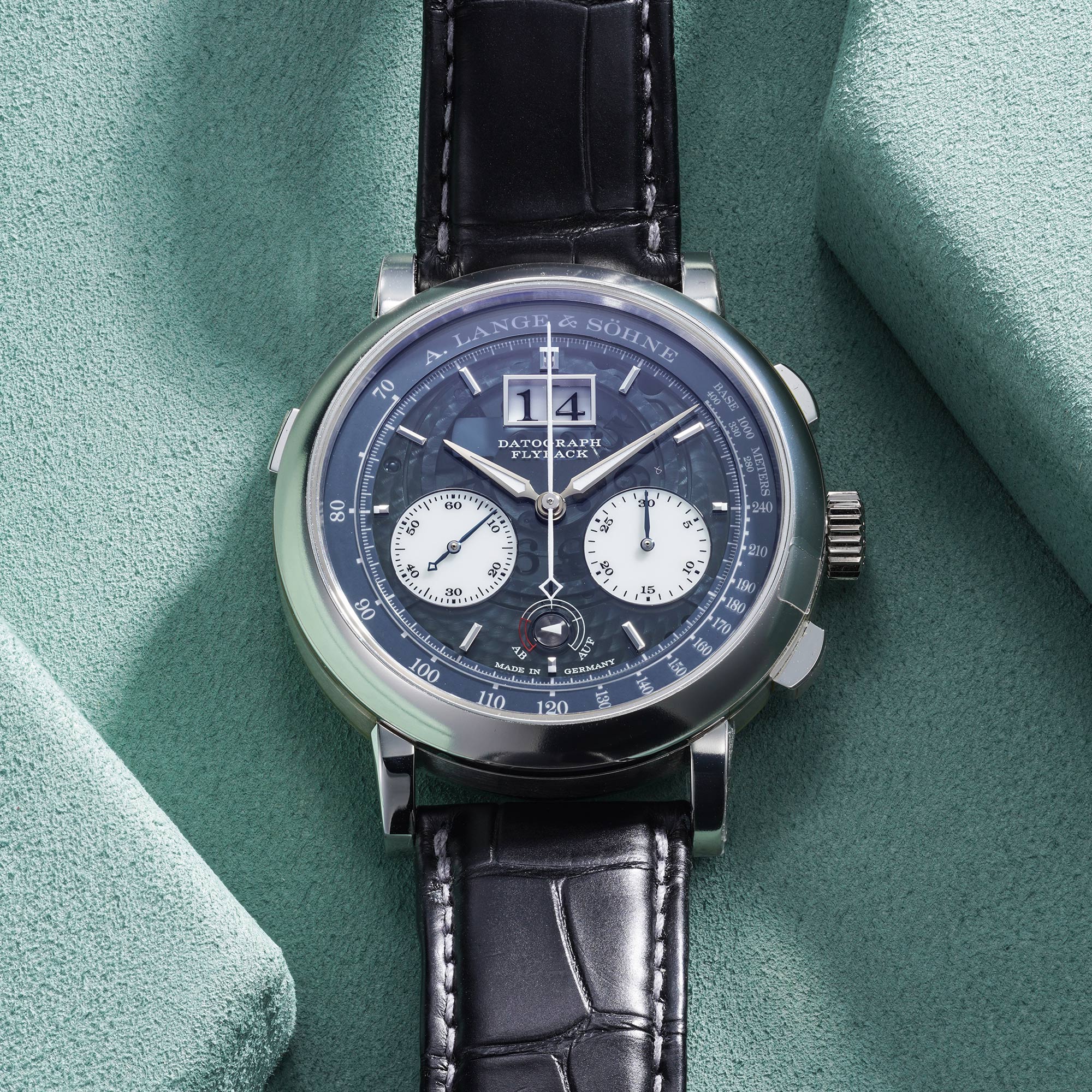 <p><strong>A. LANGE & SÖHNE</strong> <em>Datograph AUF/AB “Lumen” in platinum</em>, CHF100,000–200,000</p>