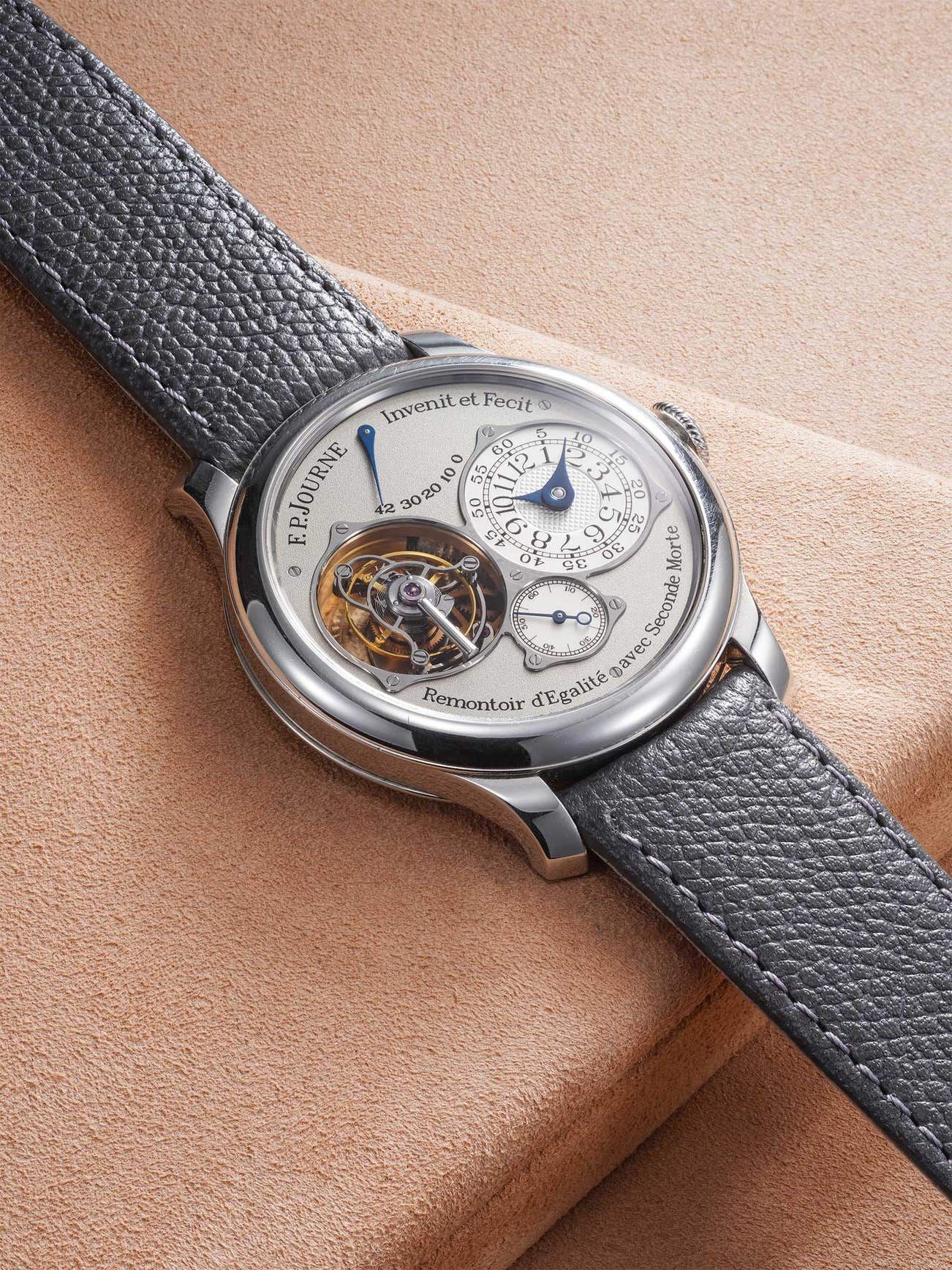 <p><strong>F.P.JOURNE</strong> <em>Tourbillon Souverain</em>, CHF200,000–400,000</p>