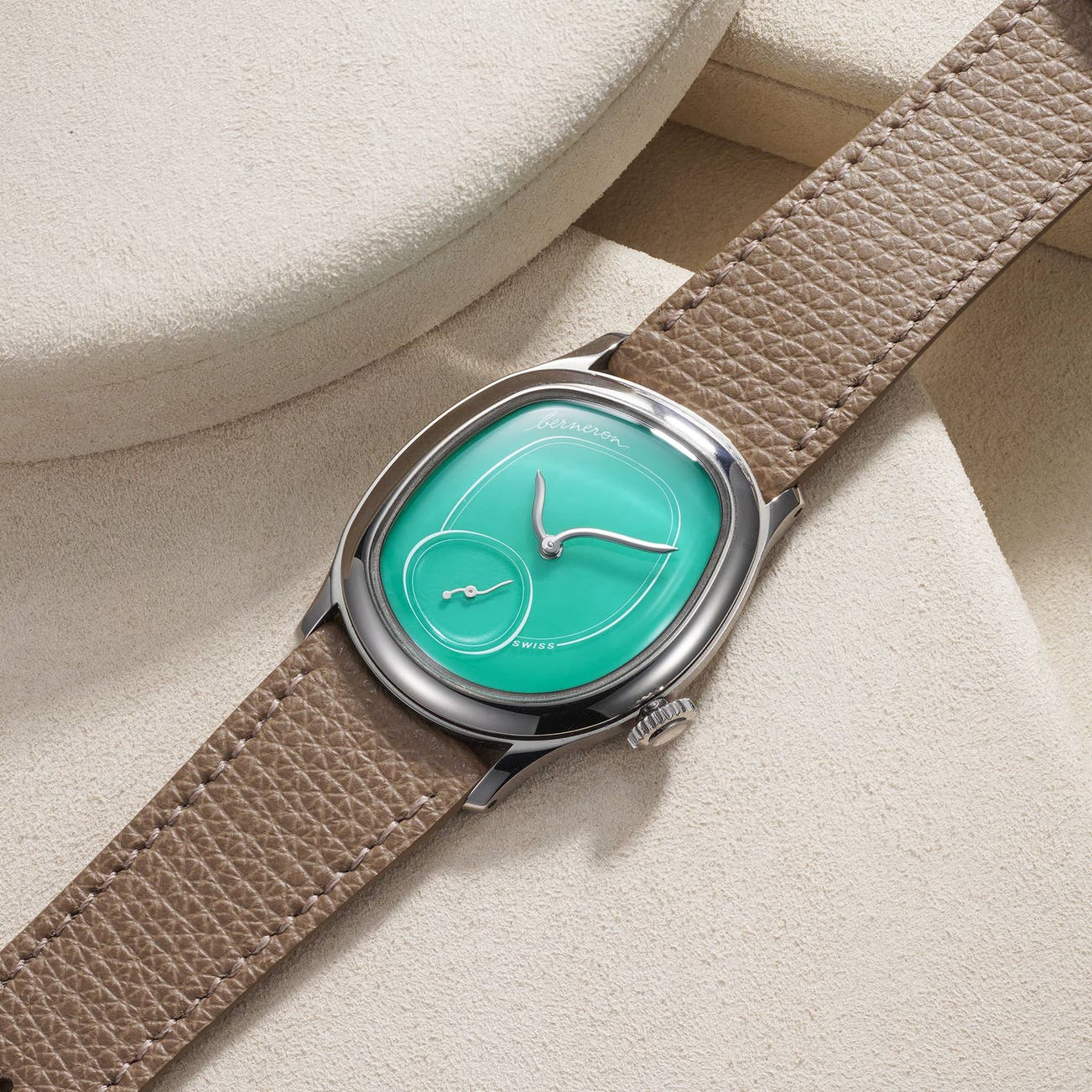 <p><strong>BERNERON </strong><em>Mirage 34 "Chrysoprase" in white gold</em>, CHF50,000&ndash;100,000</p>
