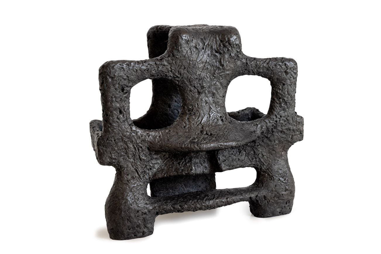 <p><strong>SONJA FERLOV MANCOBA</strong> <em>Mask,</em> c.1977</p>