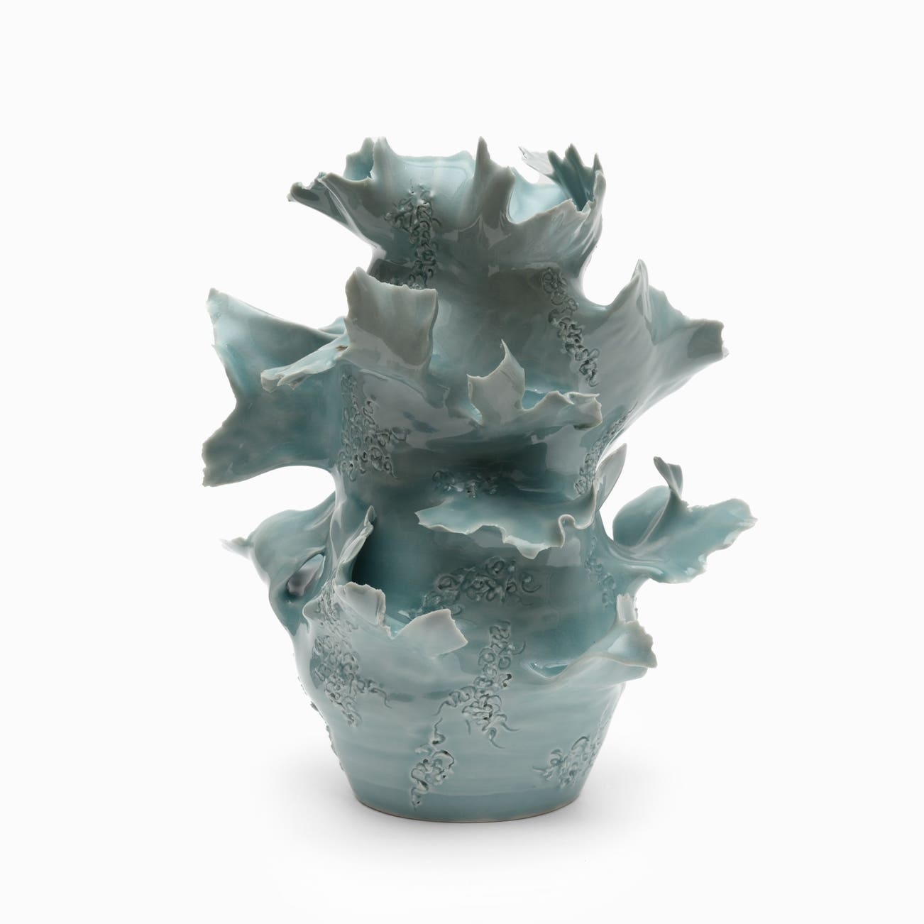 <p><strong>SE OH</strong> <em>Celadon Fish,</em> 2022</p>