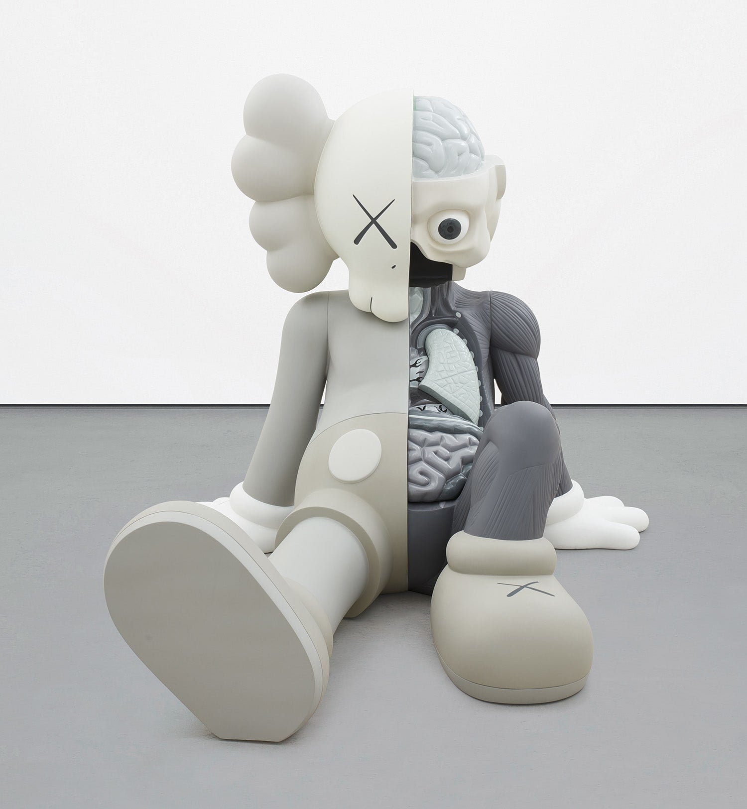 KAWS COMPANION (RESTING PLACE) グレー KAWS 20th Century & Contemporary Art Evening Sale