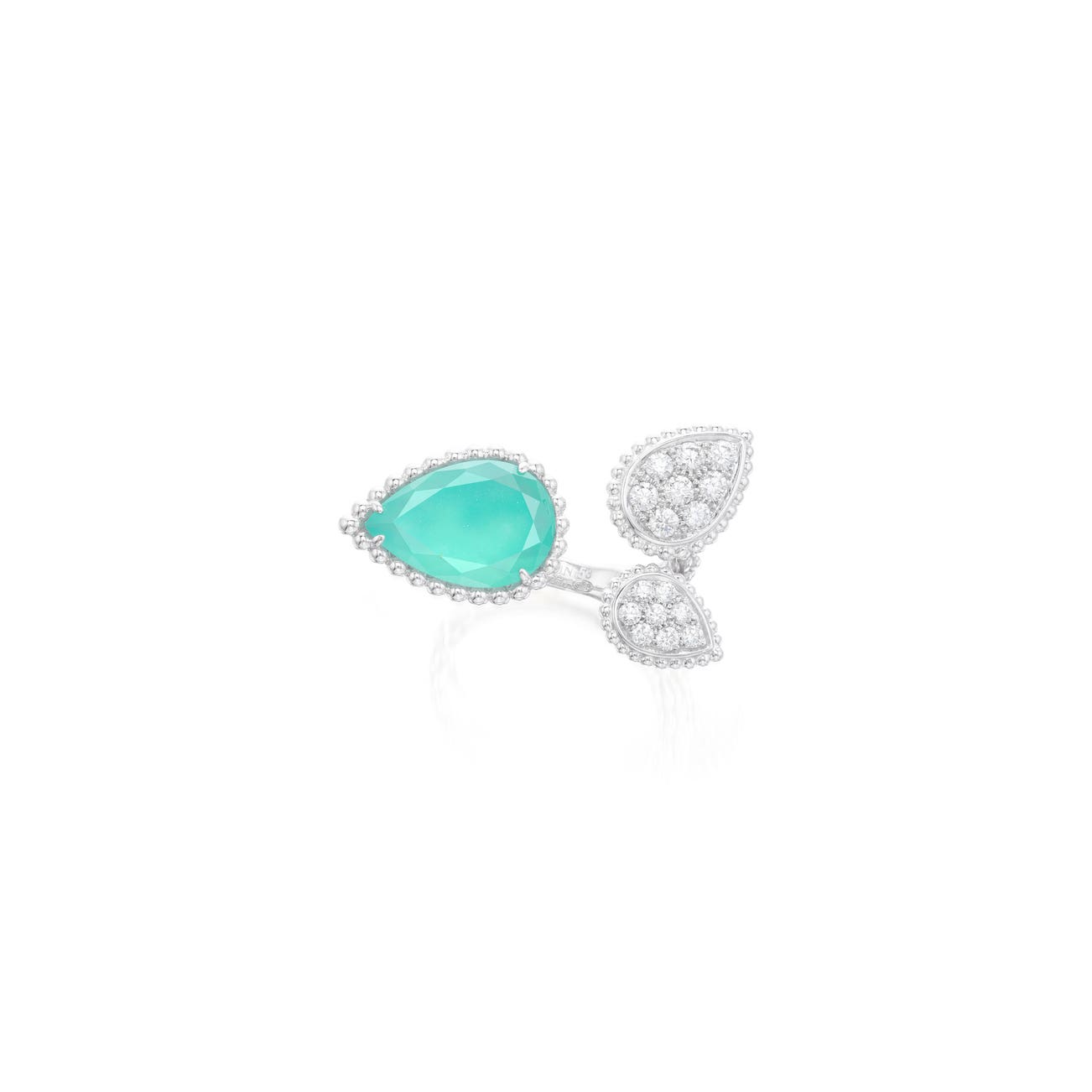 <p><strong>BOUCHERON</strong> <em>Chalcedony and Diamond Ring, 'Serpent Bohème'</em>, HK$40,000–60,000</p>
