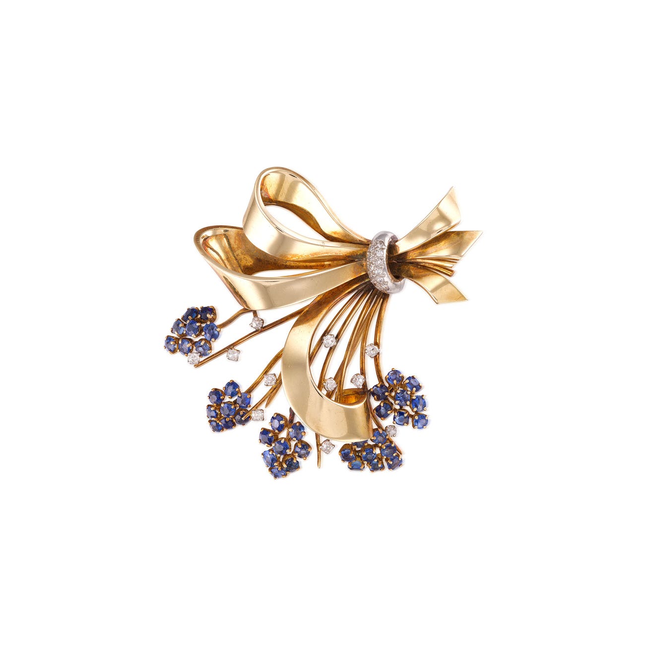 <p><strong>BOUCHERON</strong> <em>Gold, Sapphire and Diamond Brooch</em>, HK$40,000 – 80,000</p>