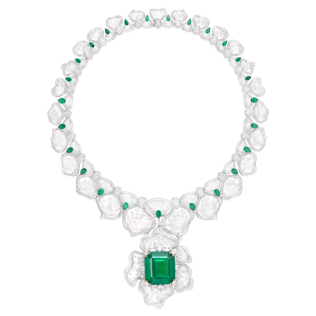 <p><em>Emerald, diamond, rock crystal, and tsavorite garnet necklace/brooch/ring combination</em>, HK$400,000 &ndash; 1,200,000</p>
