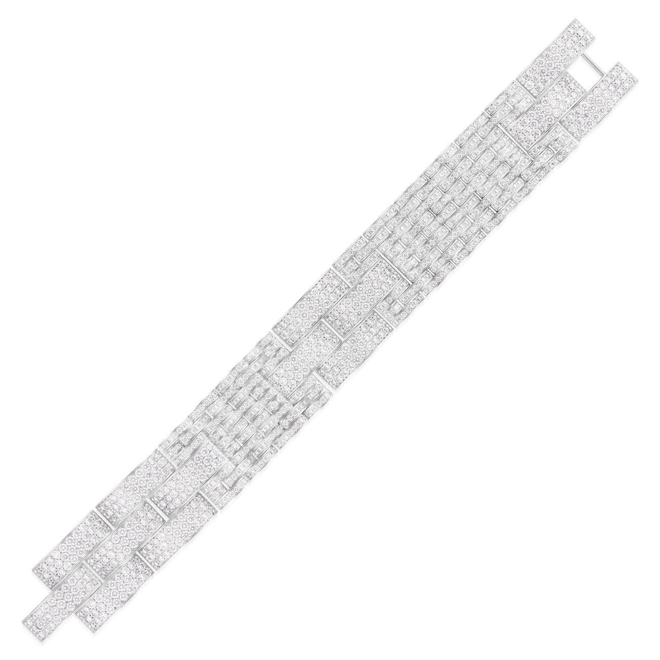 <p><strong>CARTIER</strong> <em>Diamond bracelet, 'Maillon Panthère'</em>, HK$280,000 – 500,000</p>
