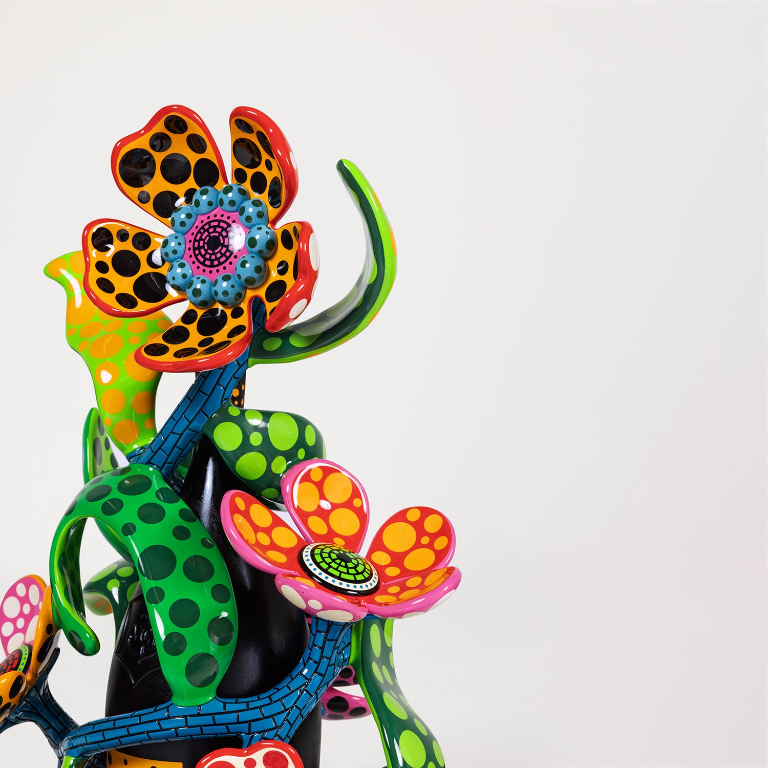 Yayoi Kusama x Veuve Clicquot La Grande Dame Editions, Photographs