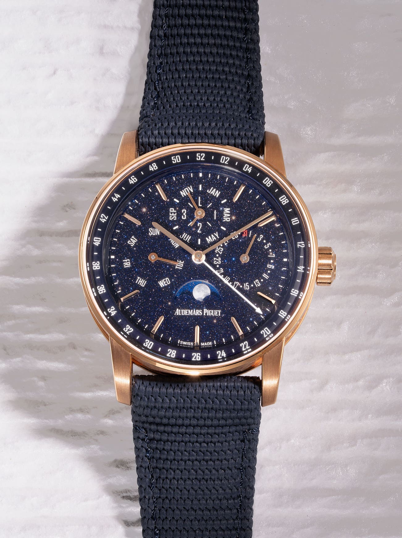 <p><strong>AUDEMARS PIGUET</strong> <em>Code 11.59 Perpetual Calendar Ref. 26394OR.OO.D321CR.01 in pink gold</em>, HK$280,000-560,000</p>