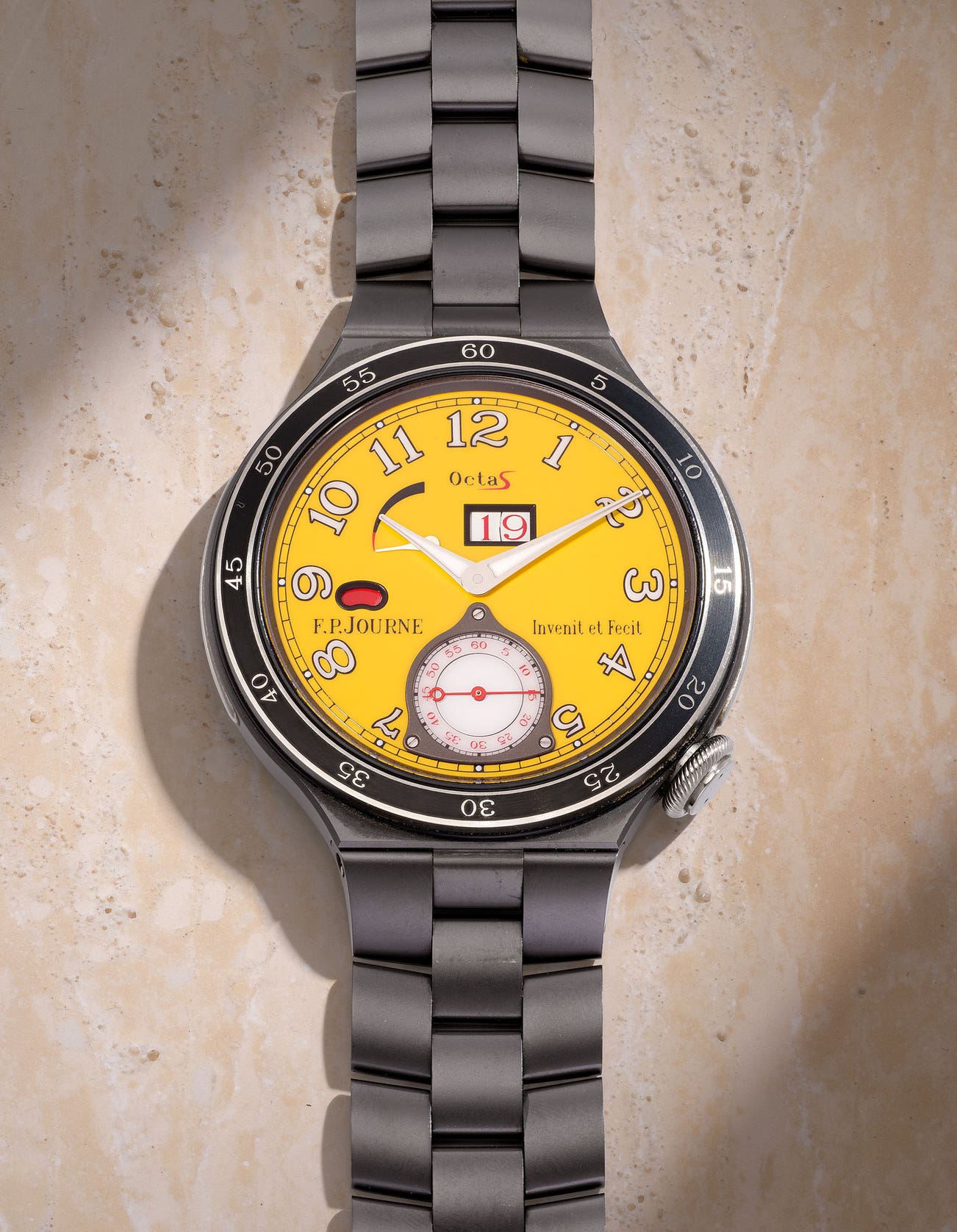 <p><strong>F. P. JOURNE</strong> <em>Octa Sports Automatique R&eacute;serve in titanium</em>, HKD 400,000 &ndash; 800,000</p>
