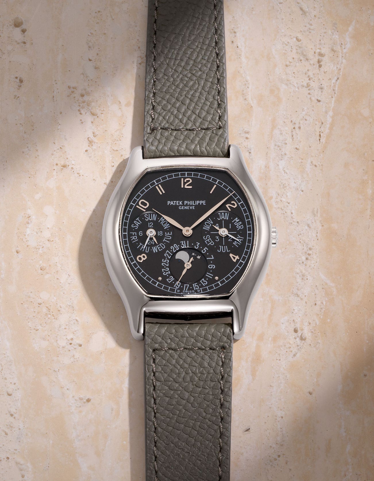 <p><strong>PATEK PHILIPPE</strong> <em>Ref. 5040P-013 in platinum</em>, HKD 240,000 – 480,000</p>