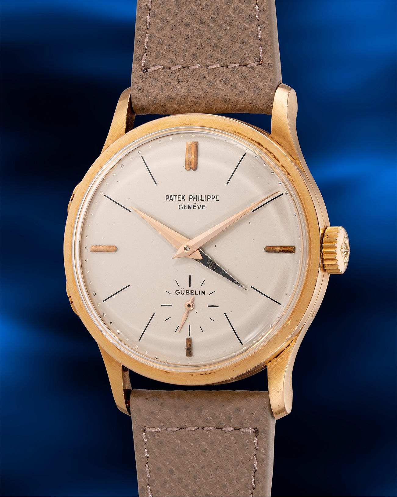 <p><strong>PATEK PHILIPPE </strong><em>fresh-to-the-market 2597/1 in pink, the only known pink gold example retailed by Gübelin</em></p>