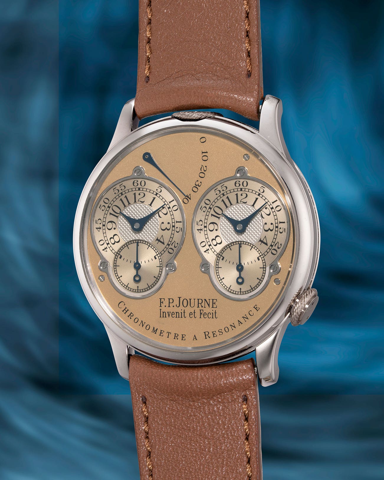 <p><strong>F.P. JOURNE</strong> <em>Chronom&egrave;tre &agrave; R&eacute;sonance "38mm Brass Movement" in platinum</em>, HK$2,000,000 &ndash; 4,000,000</p>
