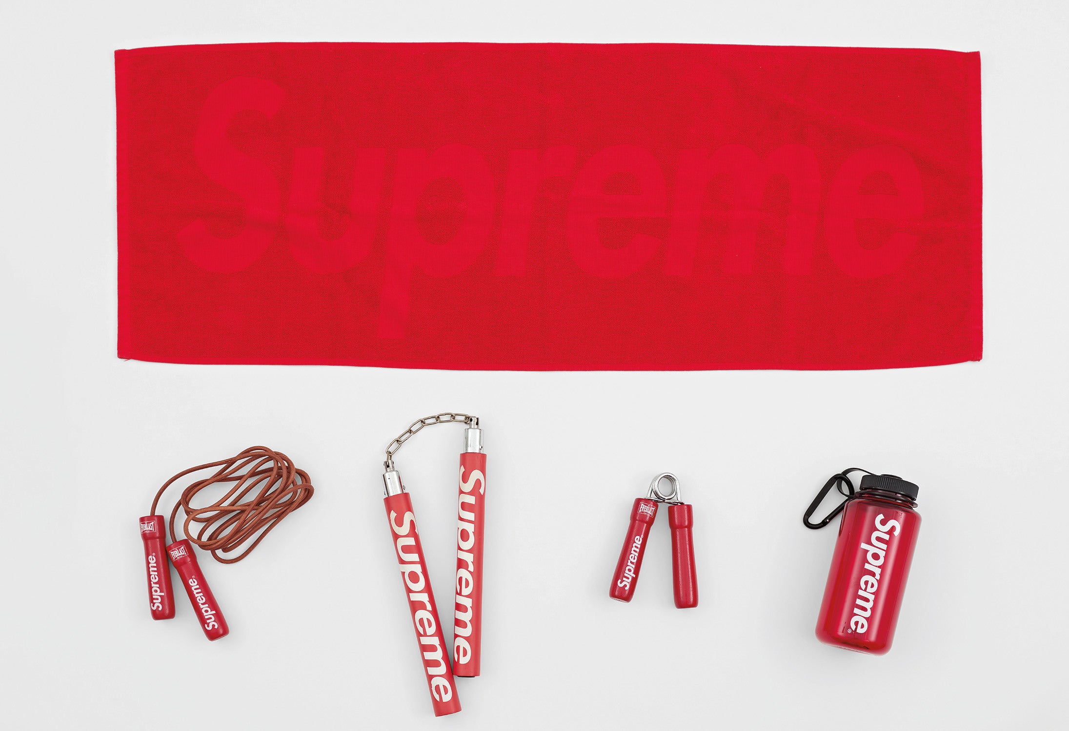 Supreme 24/7