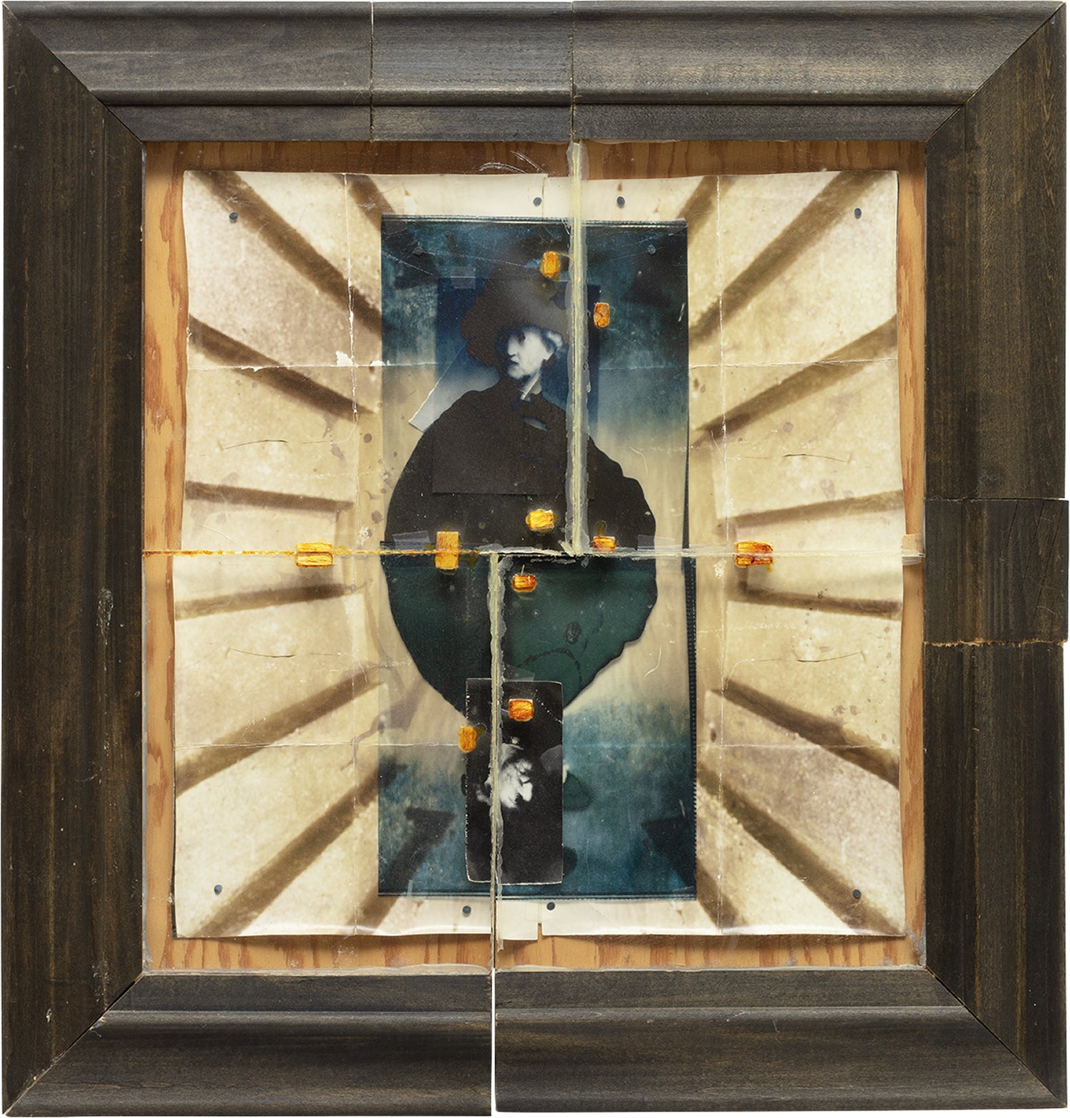アート・デザイン・音楽 MIKE & DOUG STARN ATTRACTED TO LIGHT SET Doug and Mike Starn - Works | HackelBury Fine Art