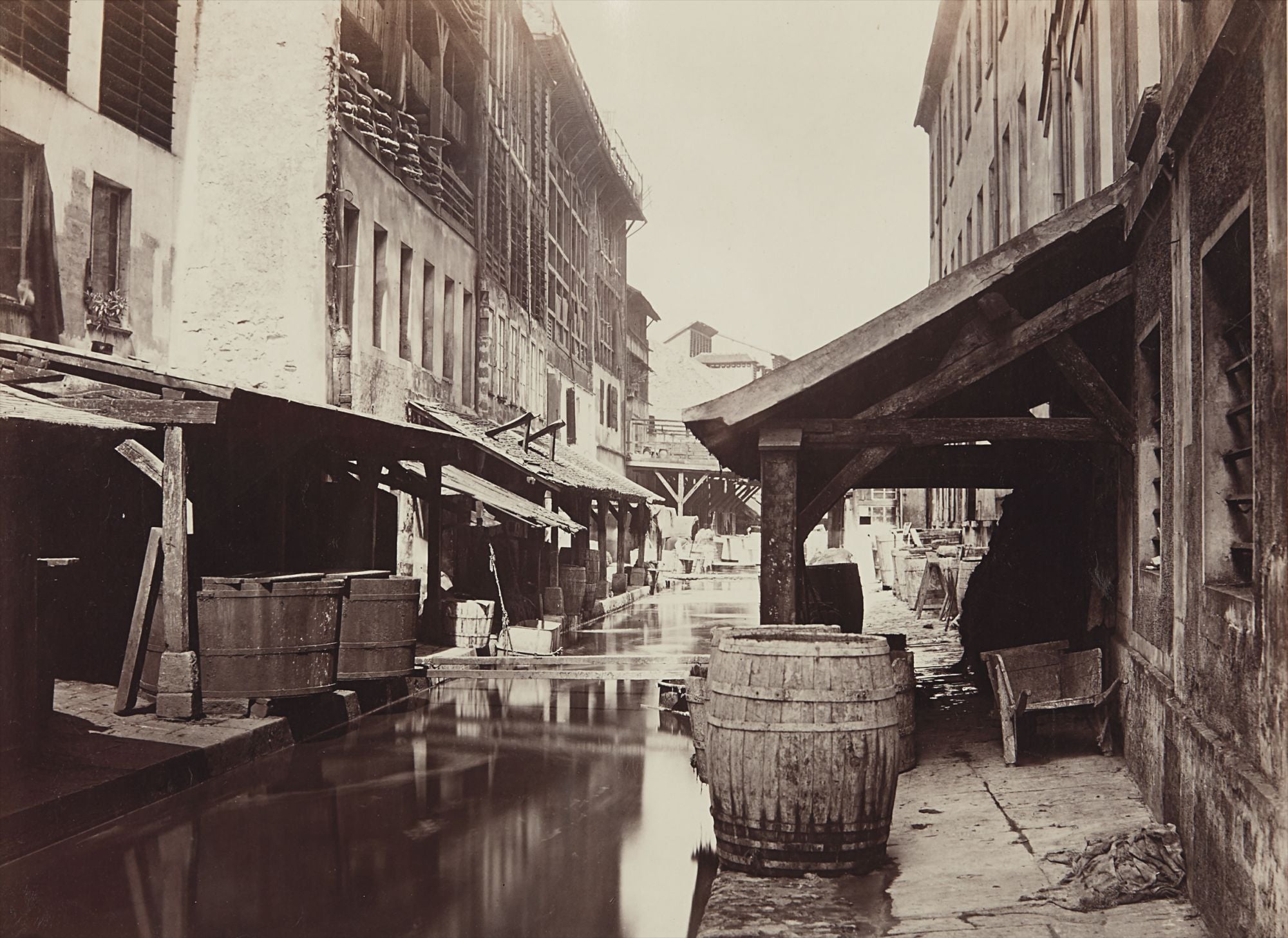 CHARLES MARVILLE: Reverberes シャルル・マルヴィル Charles Marville The Odyssey of Collecting: Photographs from Joy
