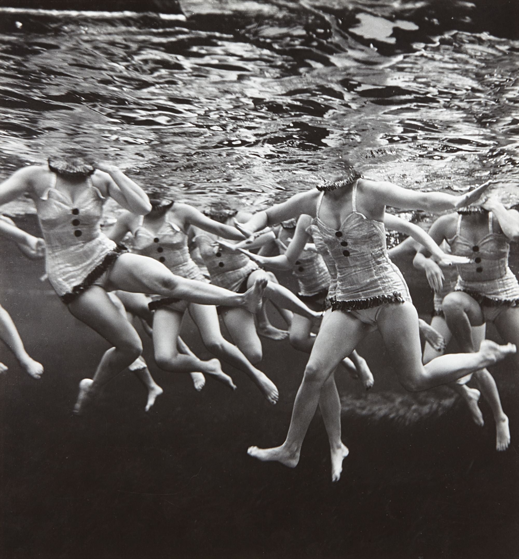 PHILIPPE HALSMAN 写真集 Discover the Genius of Philippe Halsman's Surrealist Portraits