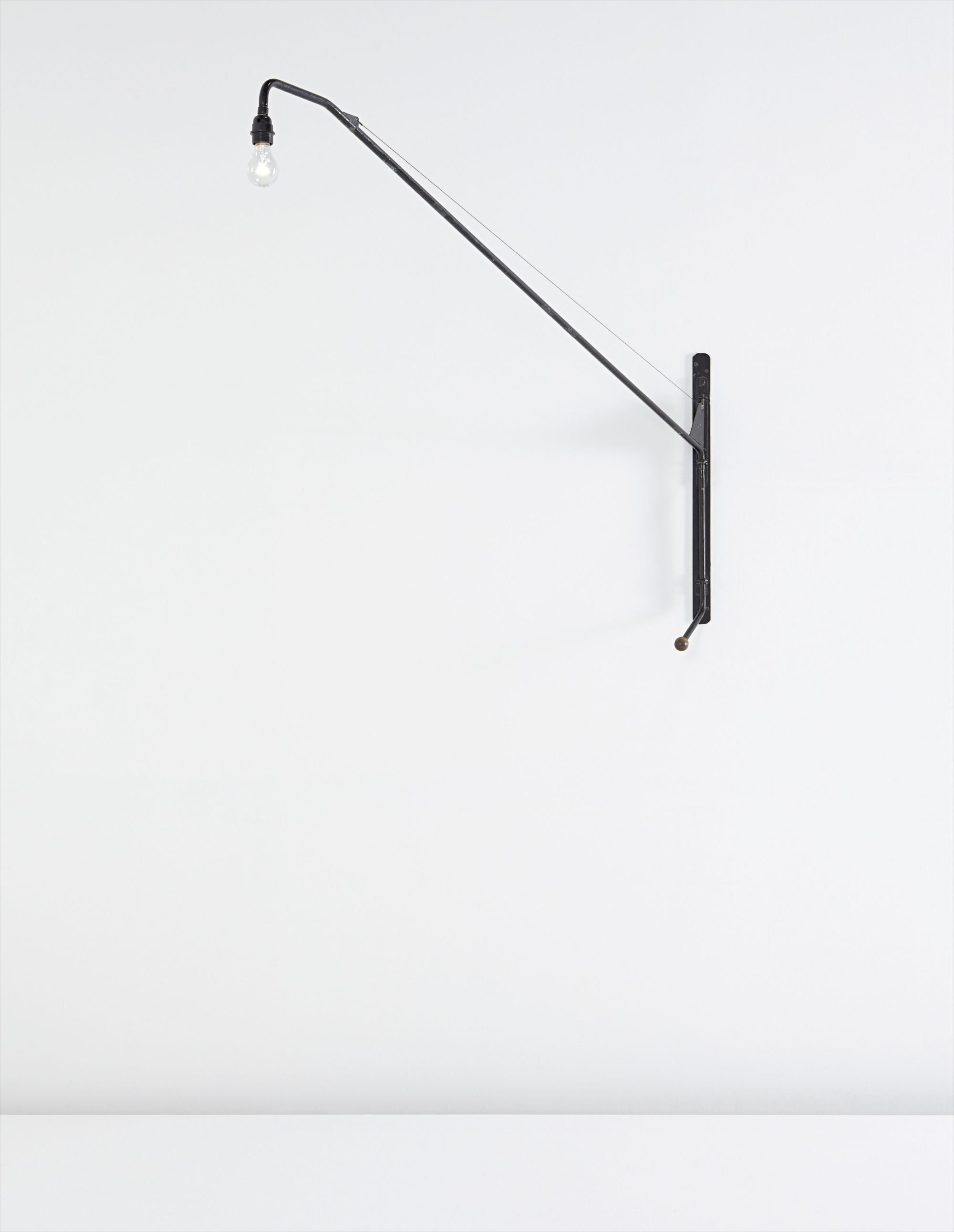 Rare "Potence" pivoting bracket light,  from l'Unité d'Habitatio