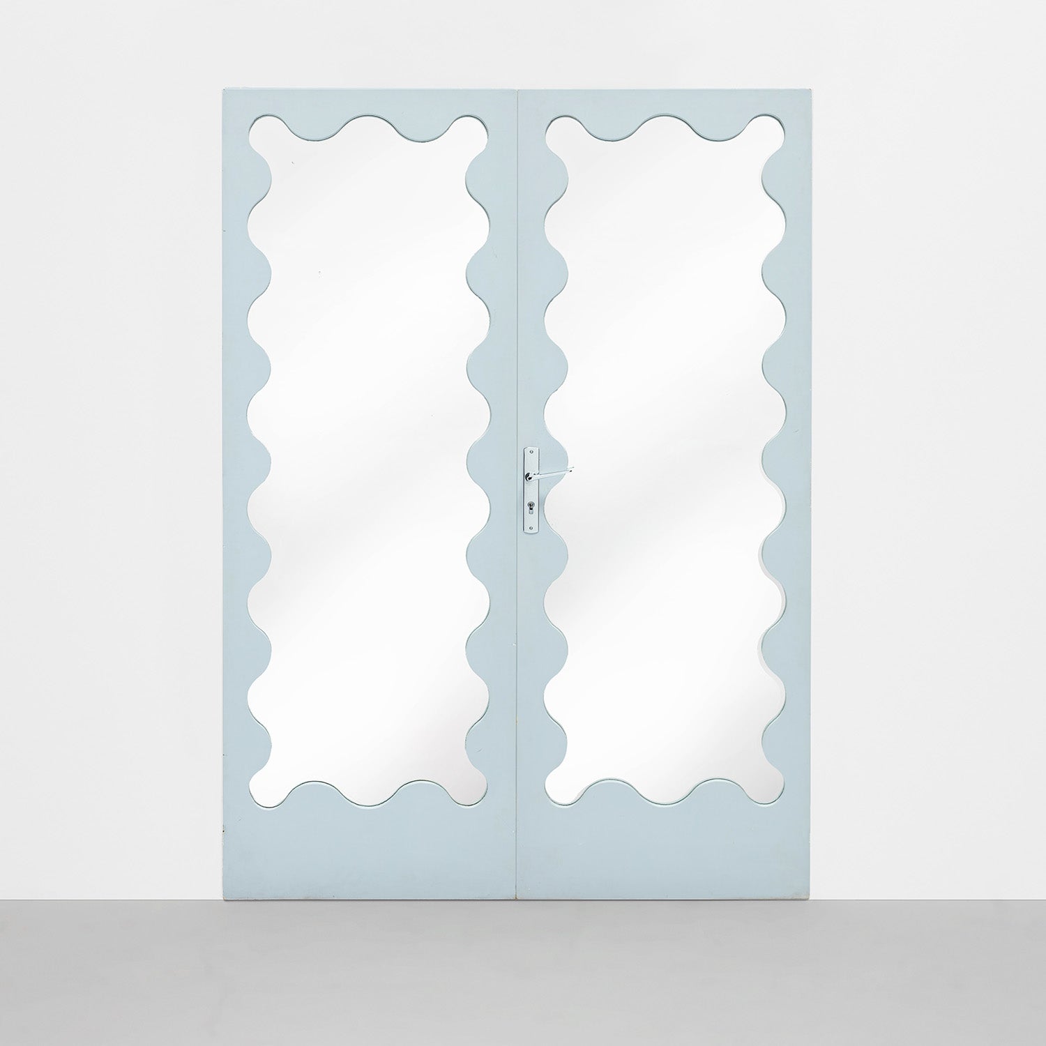 Jean Royère Design: Online Auction