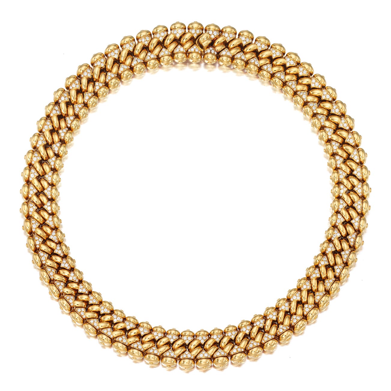 <p><strong>BULGARI</strong> <em>Gold and Diamond Necklace, </em>$18,000&ndash;24,000</p>
