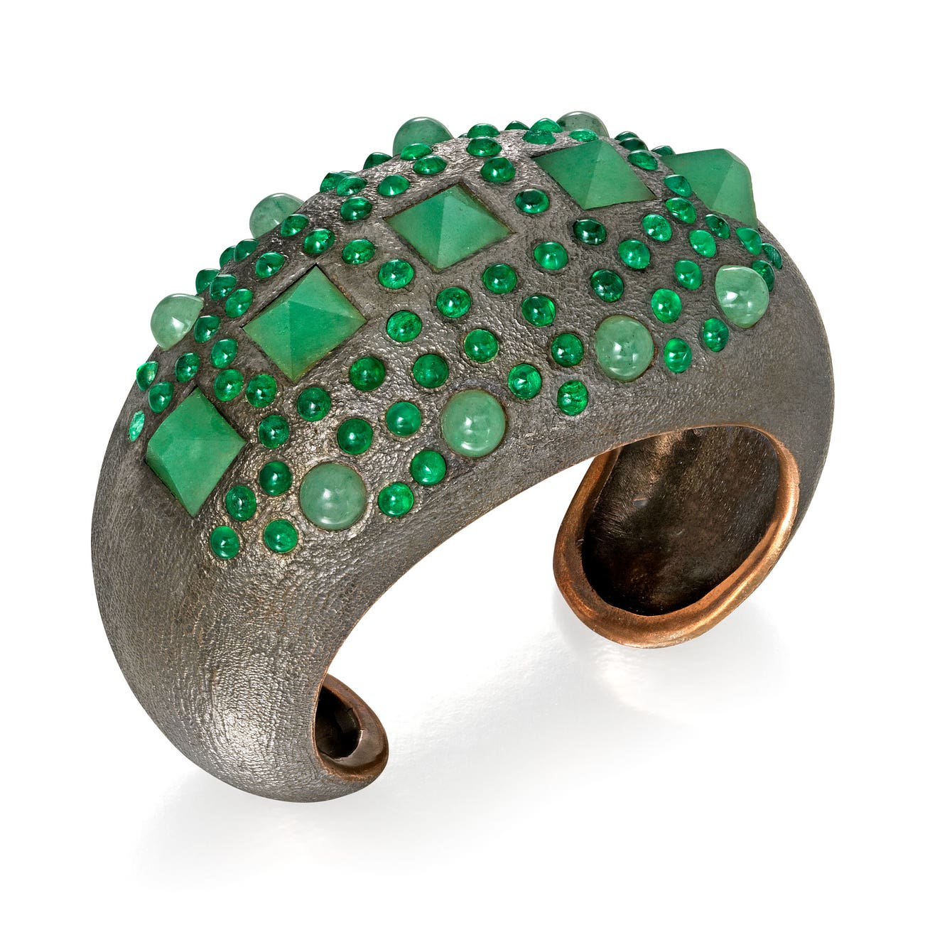 <p><strong>RENÉ BOIVIN</strong> <em>Aventurine Quartz and Emerald Cuff Bracelet,</em> $15,000–20,000</p>