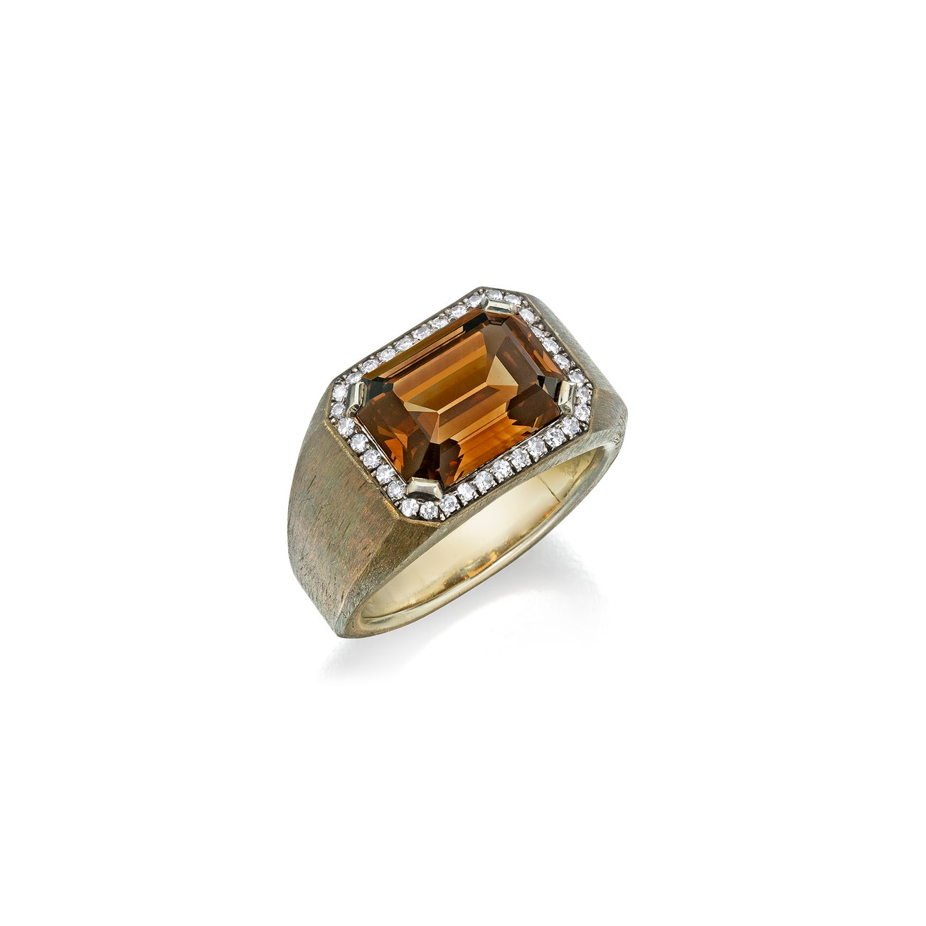 <p><strong>RAHUL FRANCO SINGH</strong> <em>Fancy Dark Orangy Brown Diamond Ring,</em> $18,000&ndash;25,000</p>
