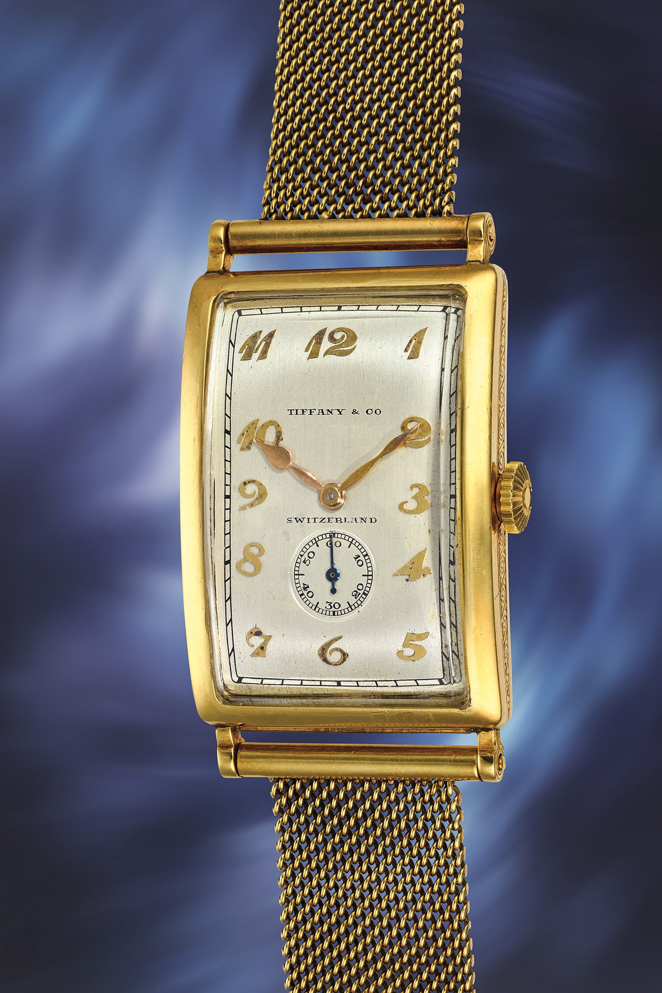 <p><strong>PATEK PHILIPPE</strong> <em>Retailed by Tiffany &amp; Co., 18K yellow gold, circa 1929. Formerly owned by Paul Starrett, builder of the Empire State Building</em>, $15,000&ndash;30,000 USD</p>
