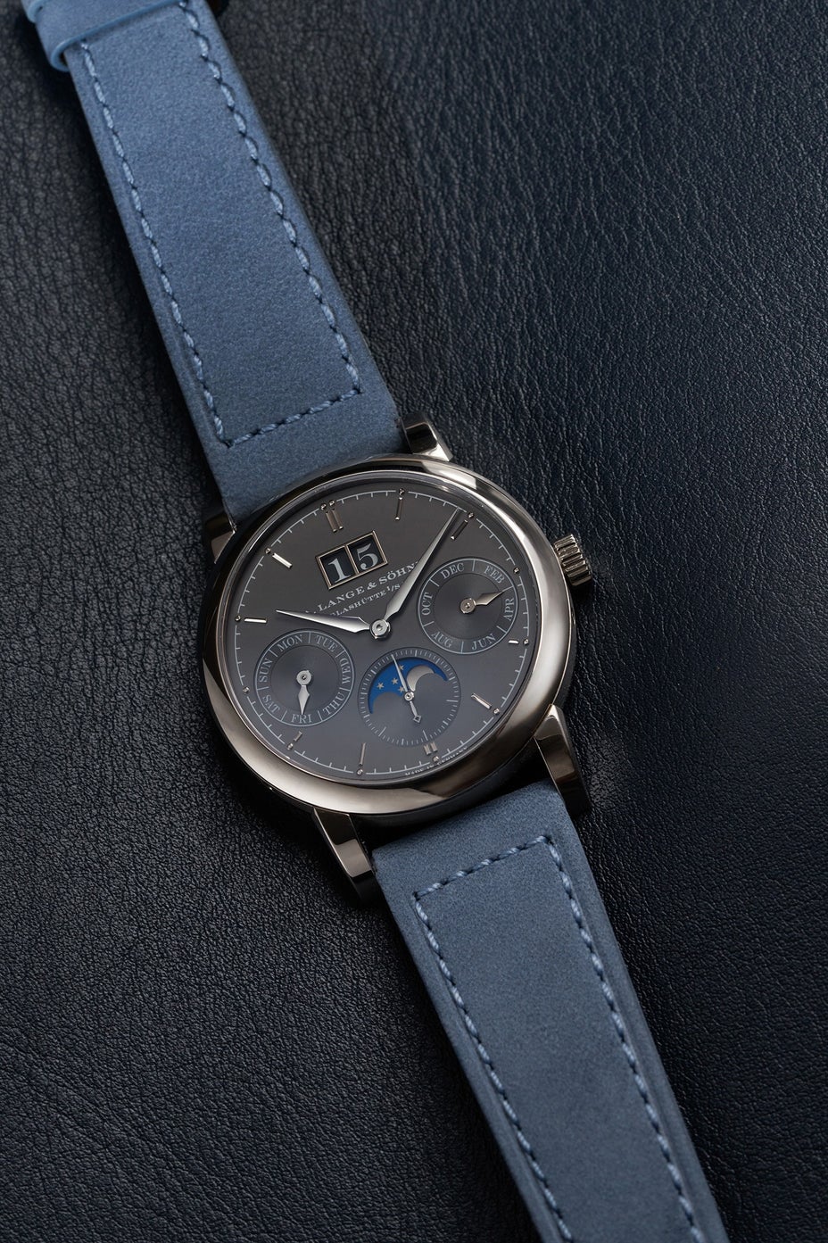 Lot 3