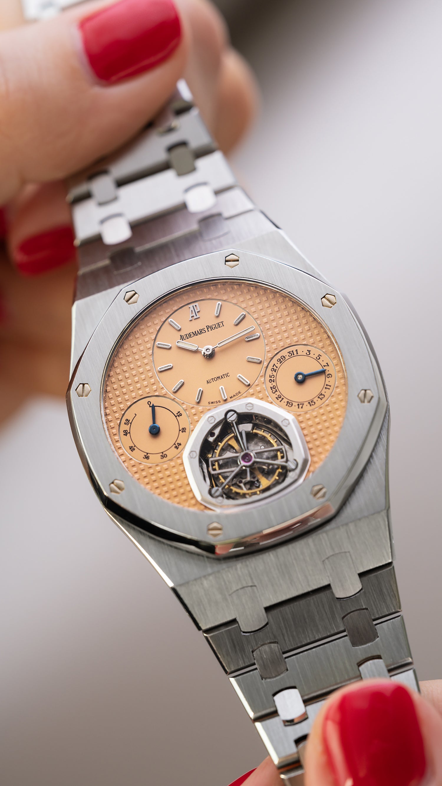 【箱・説明書付き】Audemars Piguet 1983年 イヤープレート Audemars Piguet The New York Watch Auction: SEVEN