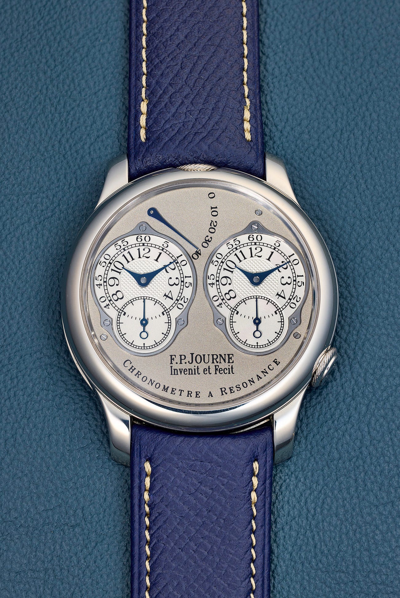 <p> F.P. JOURNE <em>Chronomètre à Résonance, platinum</em></p>