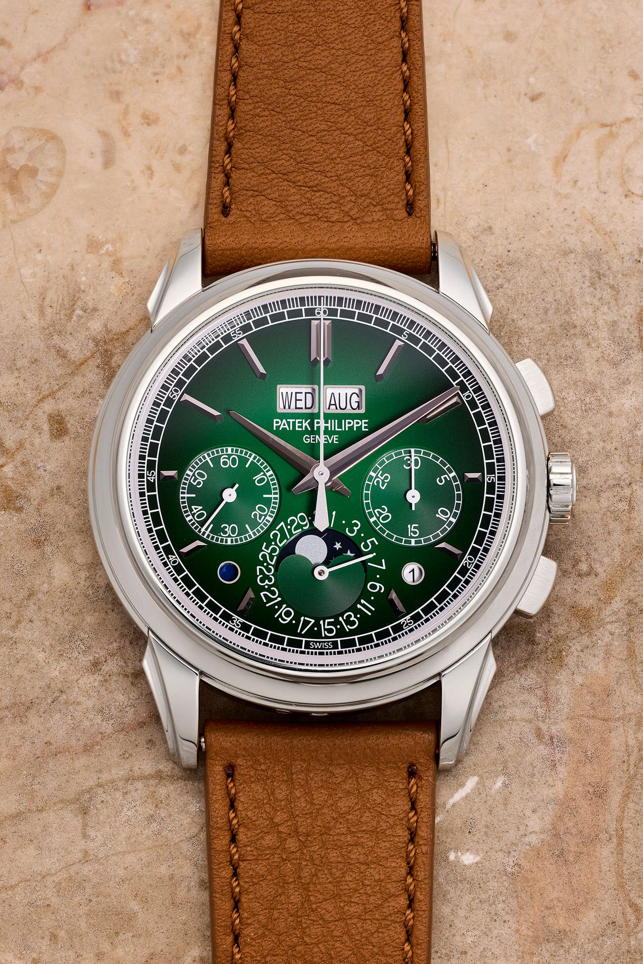 <p><strong>PATEK PHILIPPE</strong> <em>Reference 5270P-014</em></p>
