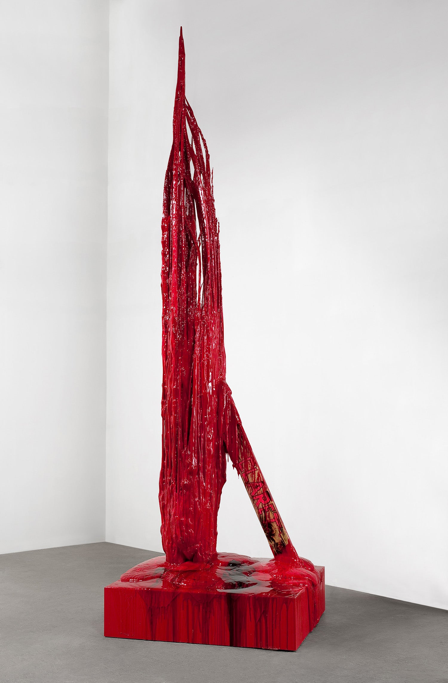 Monument Stalagmite/Claret