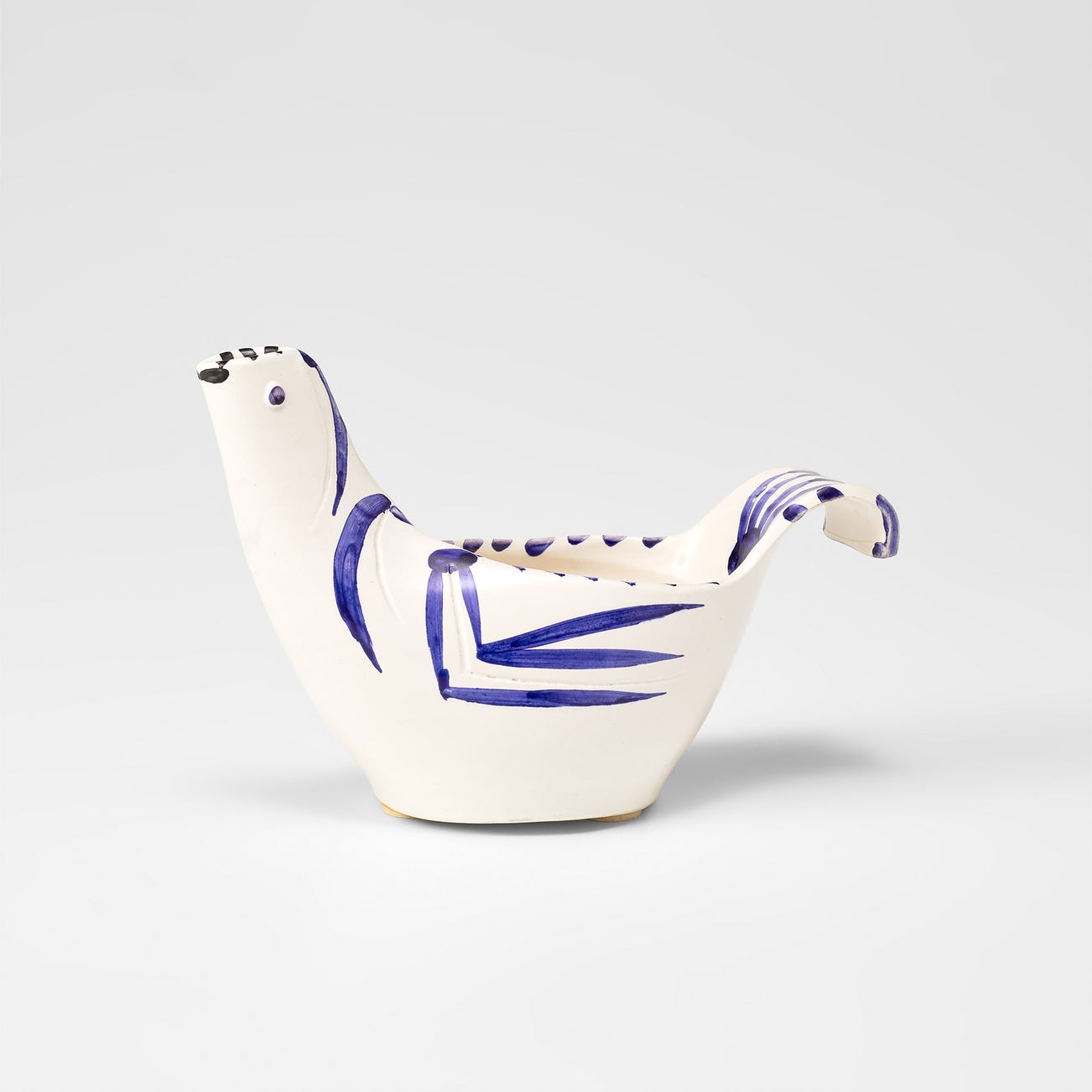<p><strong>PABLO PICASSO</strong> <em>Sujet colombe (Dove Subject),</em> &pound;2,000&ndash;3,000</p>
