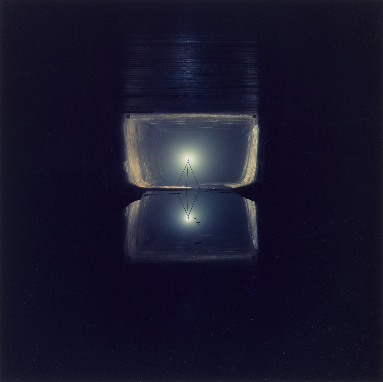 アート・デザイン・音楽 Underground Naoya Hatakeyama アンダーグラウンド 畠山直哉 写真集 UNDERGROUND Naoya Hatakeyama