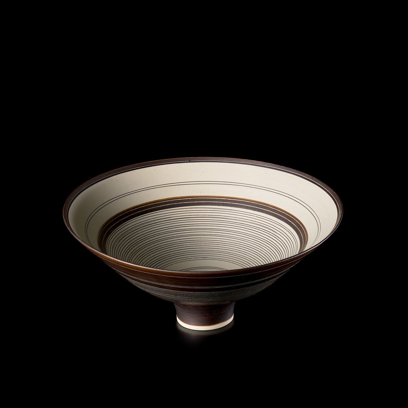 <p><strong>LUCIE RIE</strong> <em>Footed bowl,</em> £40,000–60,000</p>