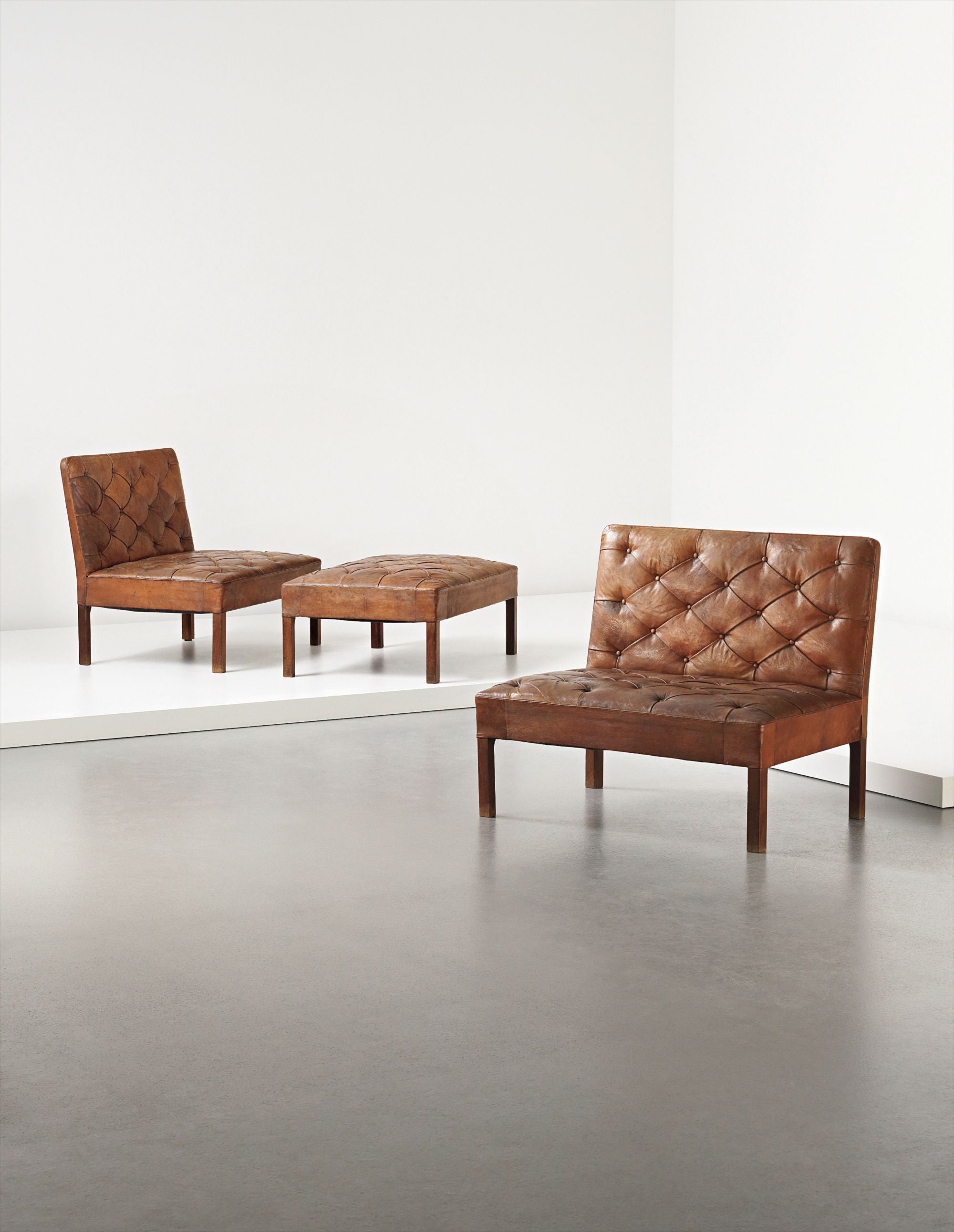 Sectional sofa, model no. 4698, from the private residence of Ar
