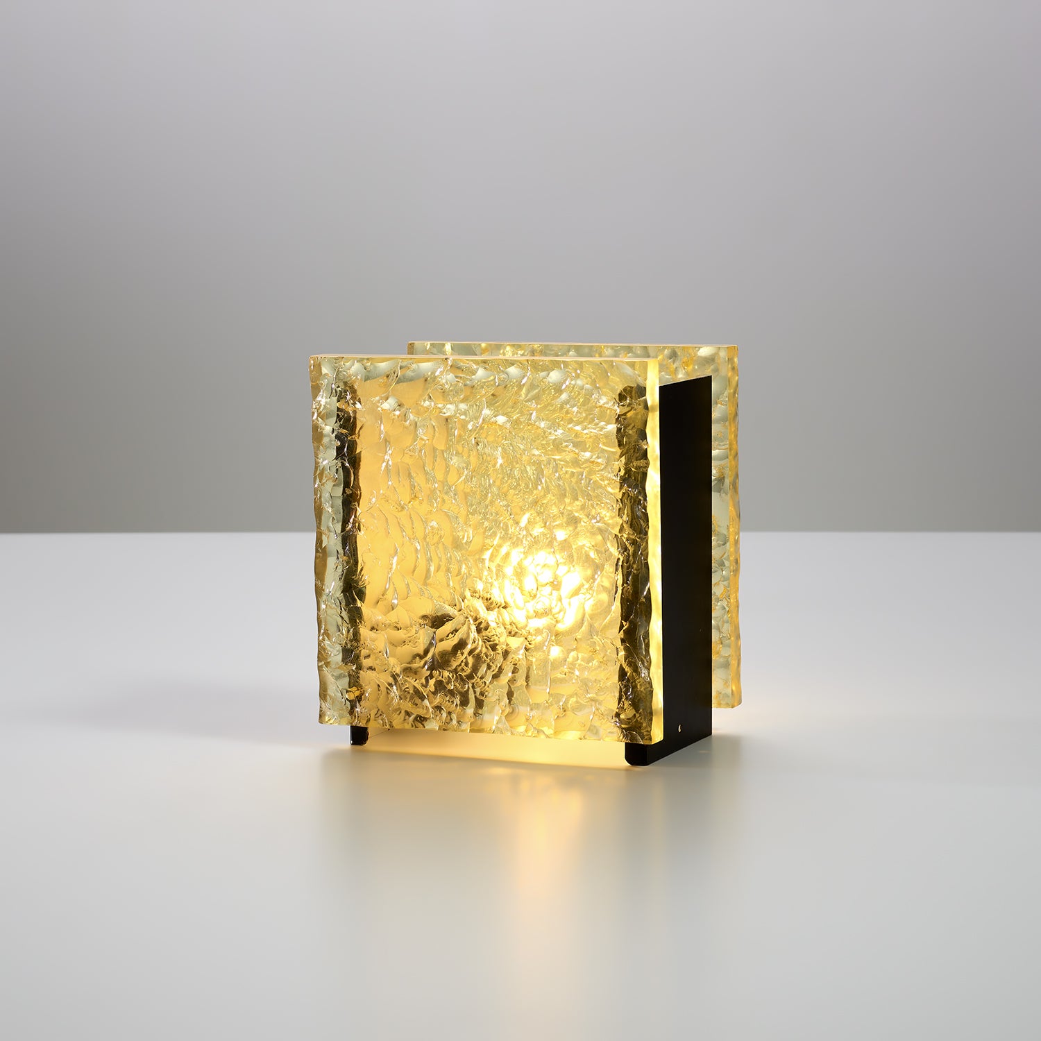 Serge Mouille: Works for Sale, Upcoming Auctions & Past Results