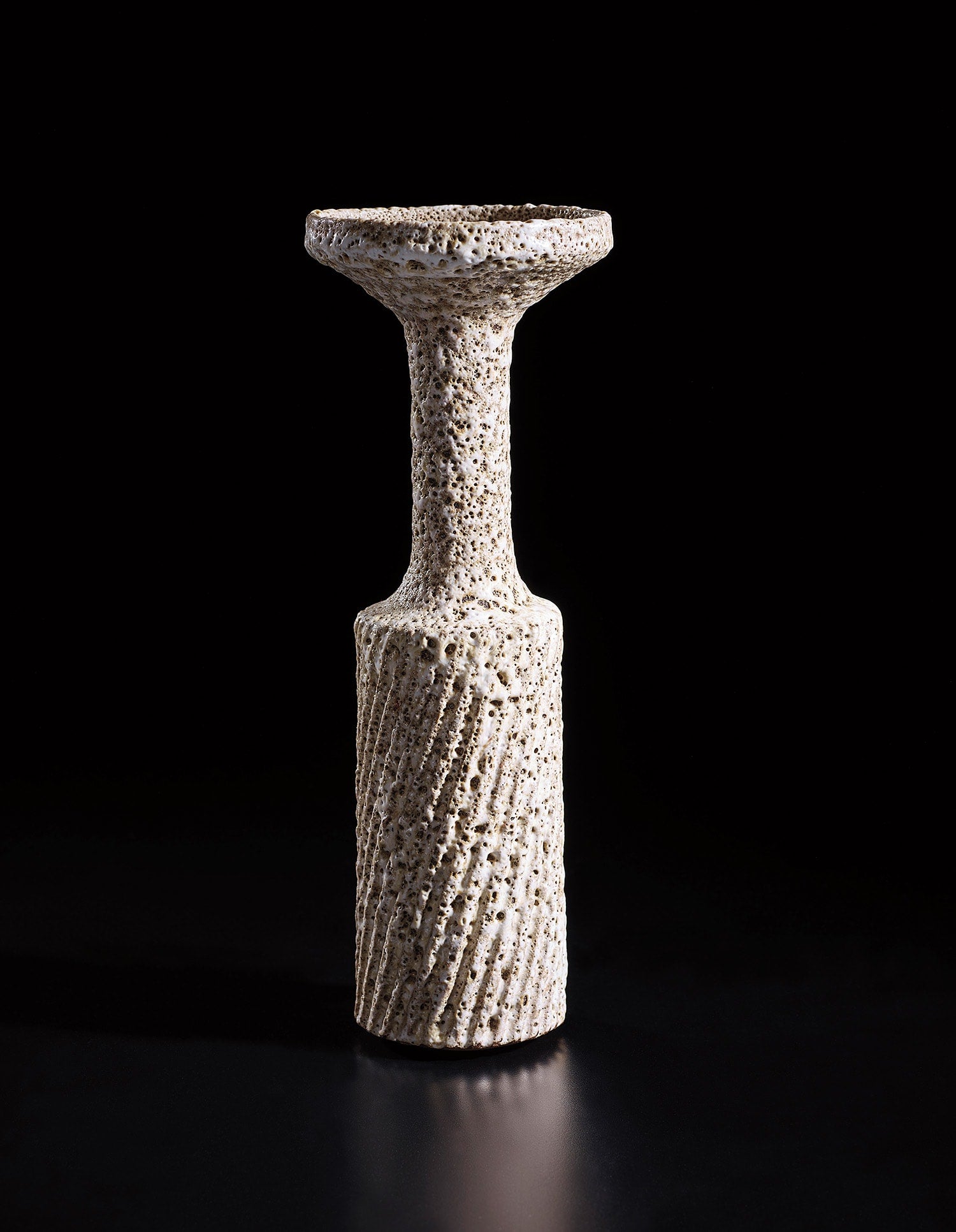 Lucie Rie Lucie Rie and Hans Coper: Potter and Artist