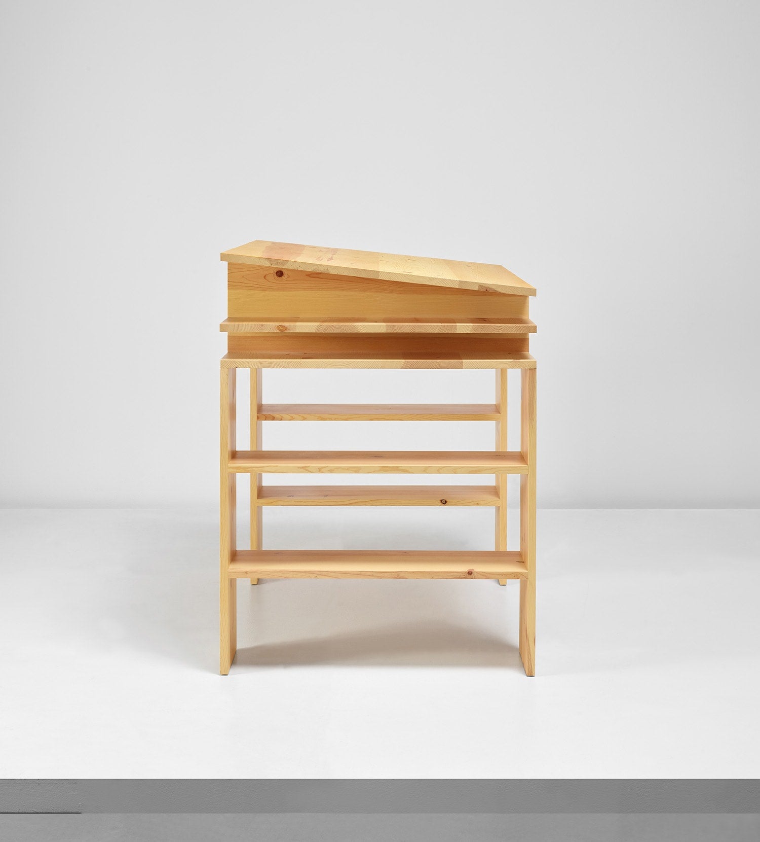Donald Judd Desktop: Online Auction