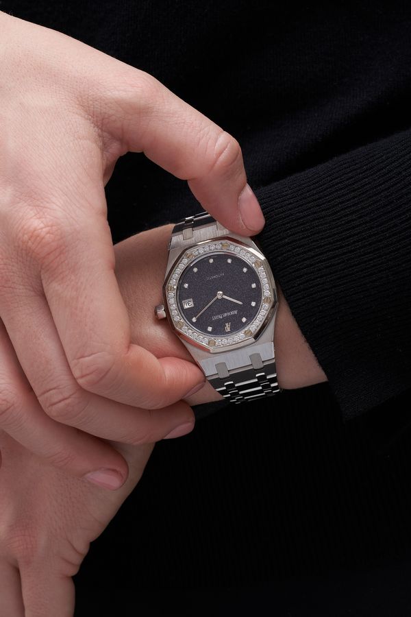 Specialists Pick: The Audemars Piguet Royal Oak with Aventurine dial