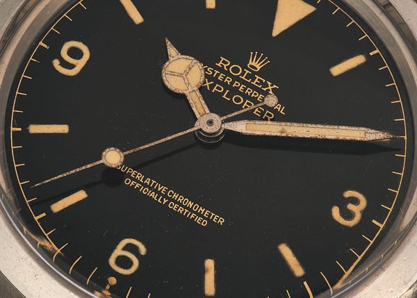 A Look in the Mirror: Admiring the Rolex Gilt / Gloss Dial