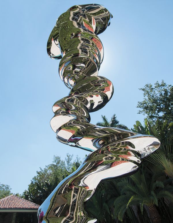Dialogues in Steel: Cragg's Reflective Tower
