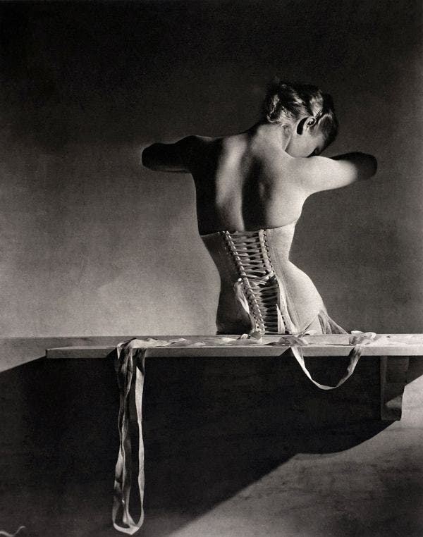 What Makes A Memorable Fashion Photograph?