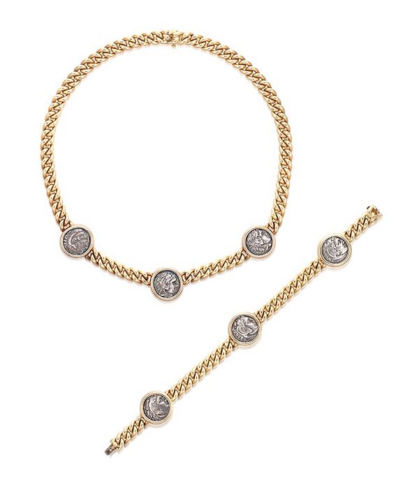 In Ages Past Unveiled: a Hundred Years of Iconic Jewelry