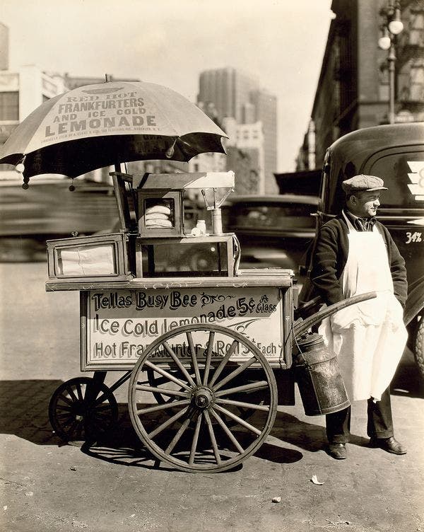 Berenice Abbott: Documenting a Modernizing Manhattan