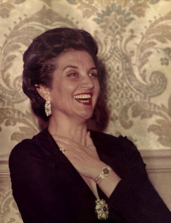 A LIFE IN COLOR: Property from the Estate of Tina Hills