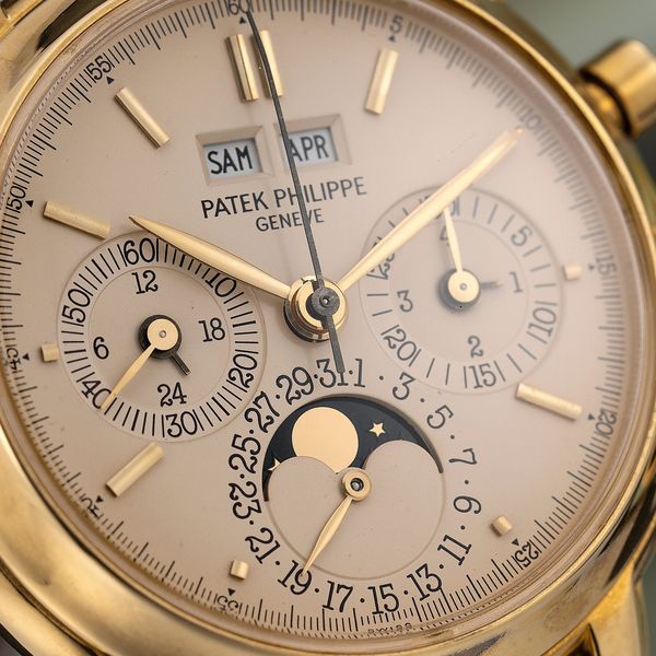 Perpetual Picks: Patek Philippe Perpetual Calendar Chronograph Showdown: Ref. 3970 vs. Ref. 5270